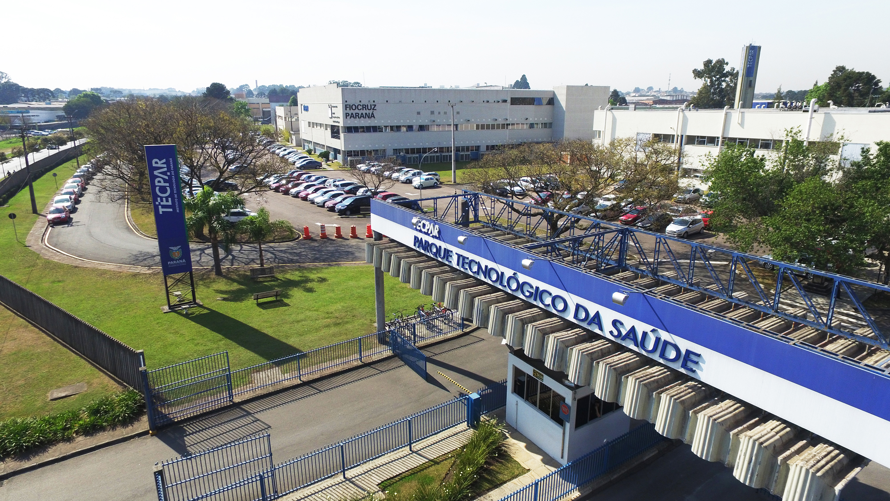 Imagem aérea da fachada do Instituto de Tecnologia do Paraná - Tecpar