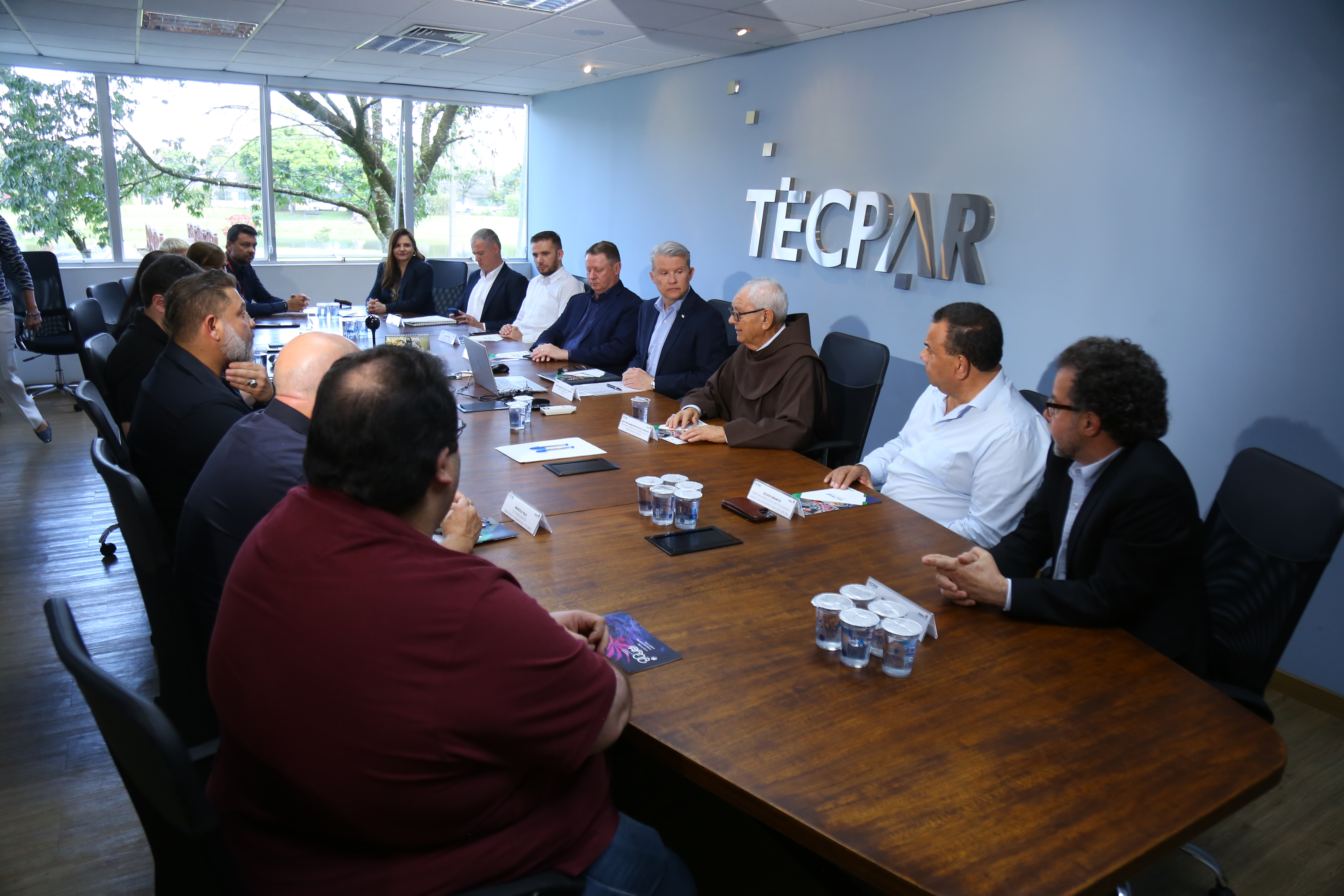 Tecpar firma acordos na área da saúde com a Santa Casa de Curitiba e novas incubadas
