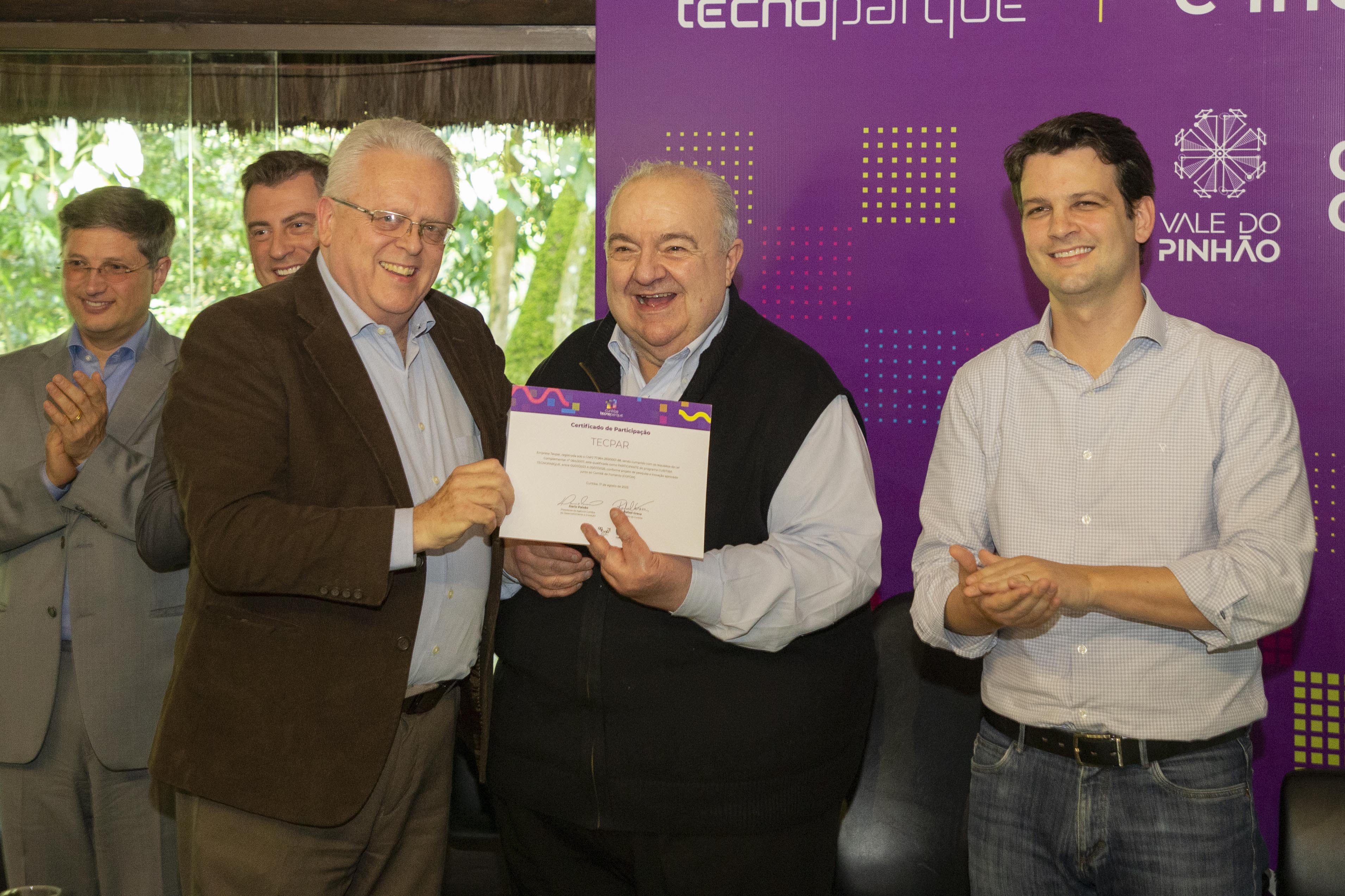 Prefeitura de Curitiba formaliza ingresso do Tecpar no Tecnoparque