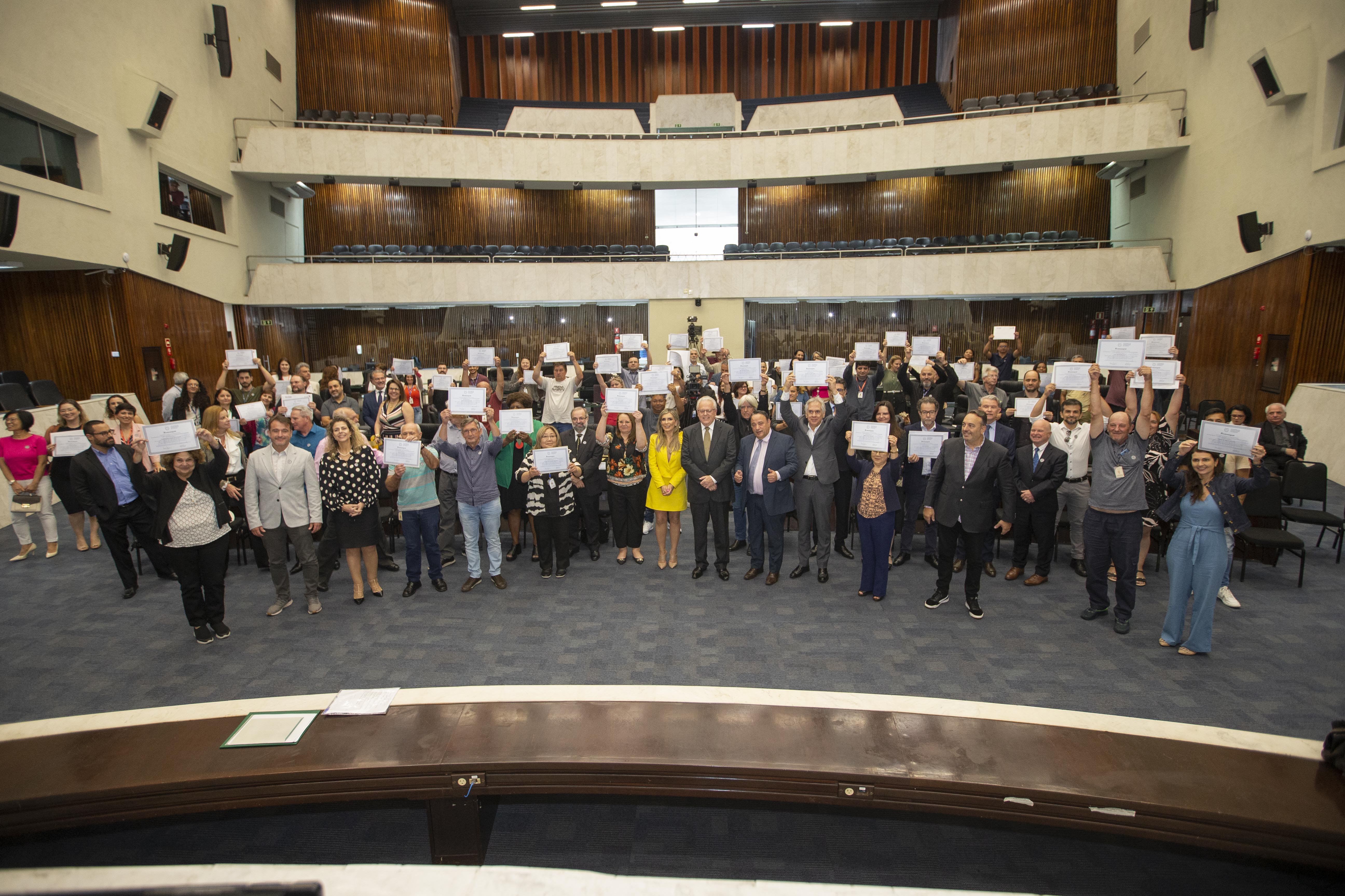 Tecpar recebe homenagem da Assembleia Legislativa
