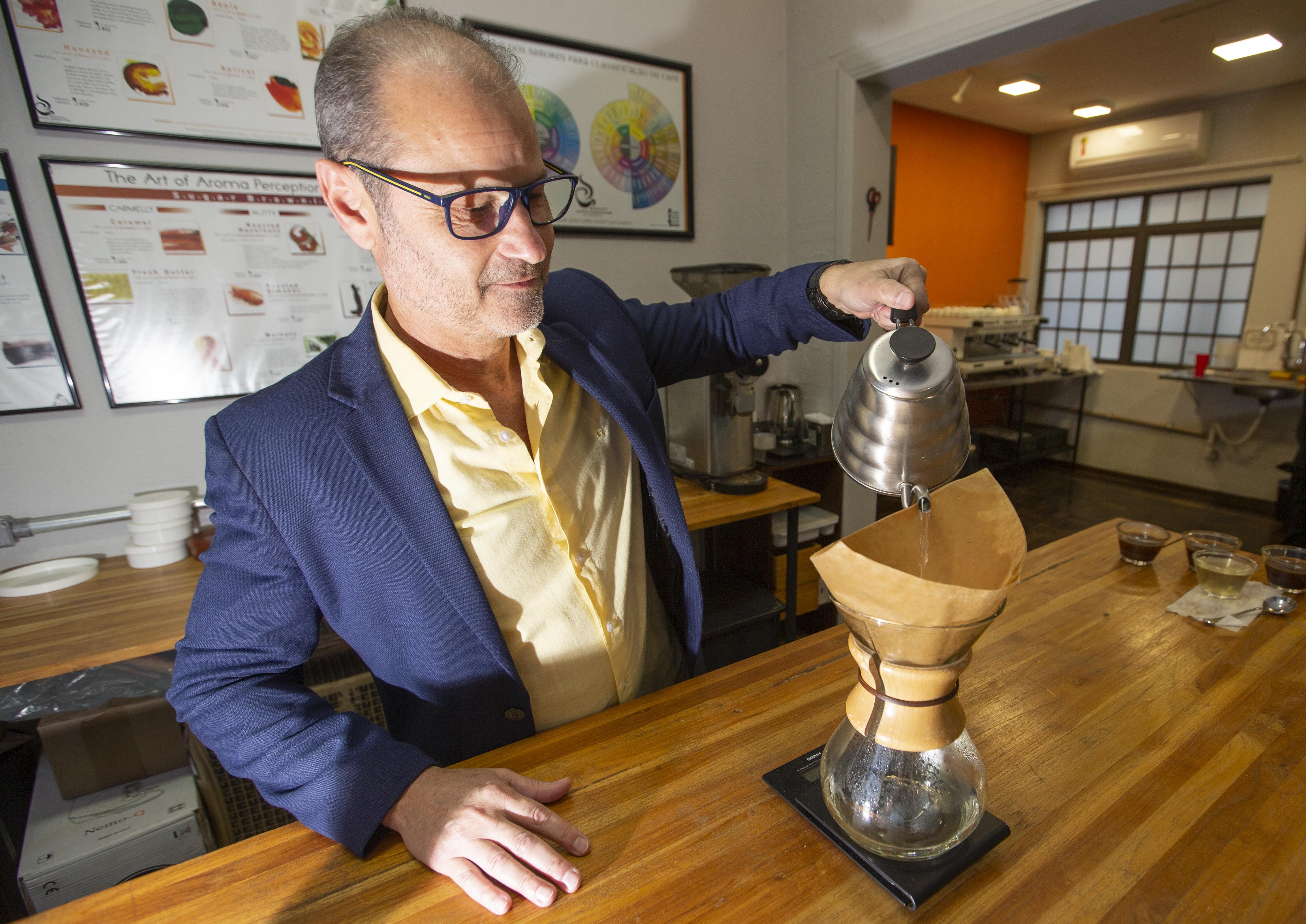 Com apoio do Tecpar, empreendedores vão produzir água para cafés especiais
