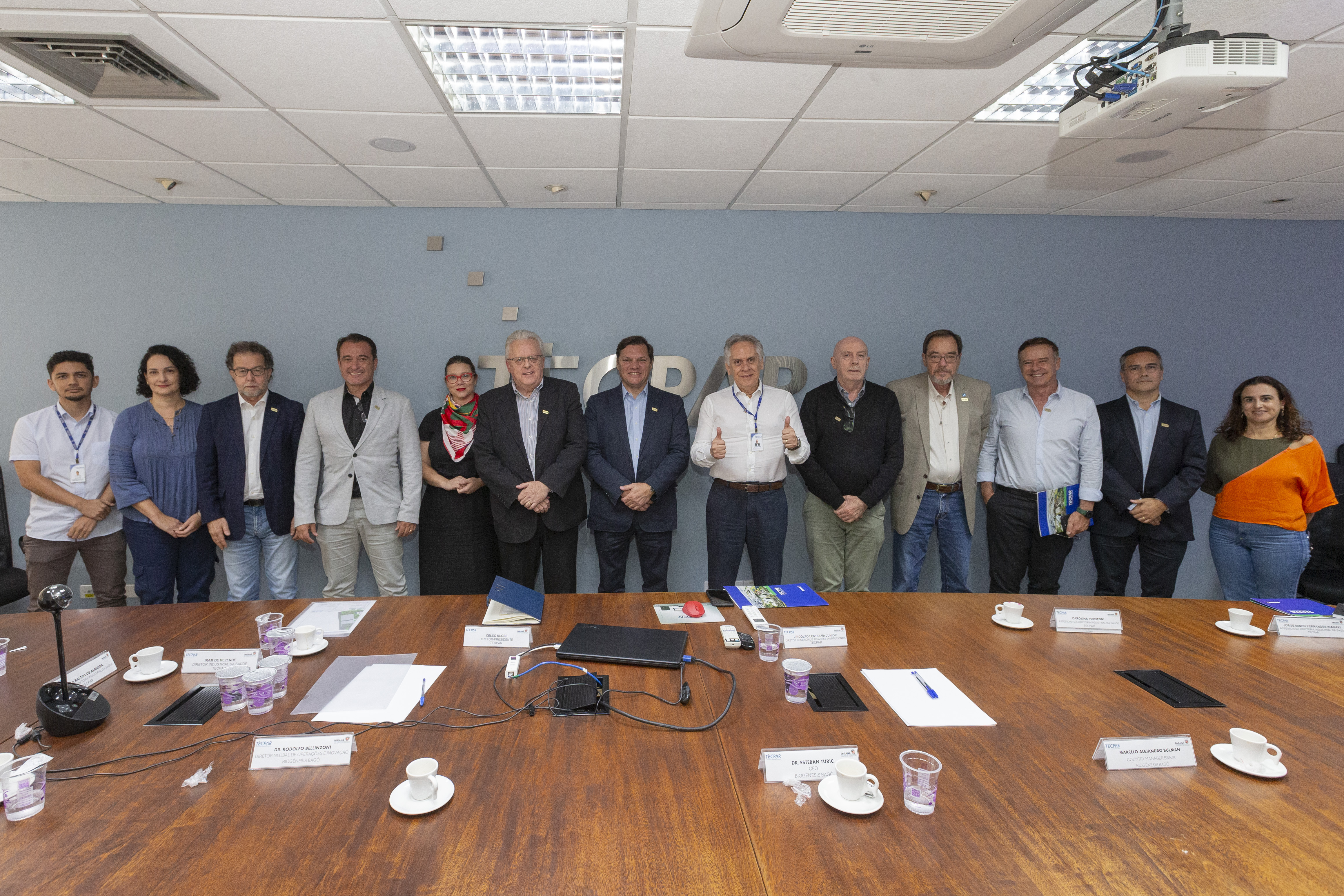 Tecpar recebe visita do CEO global da Biogenesis Bagó