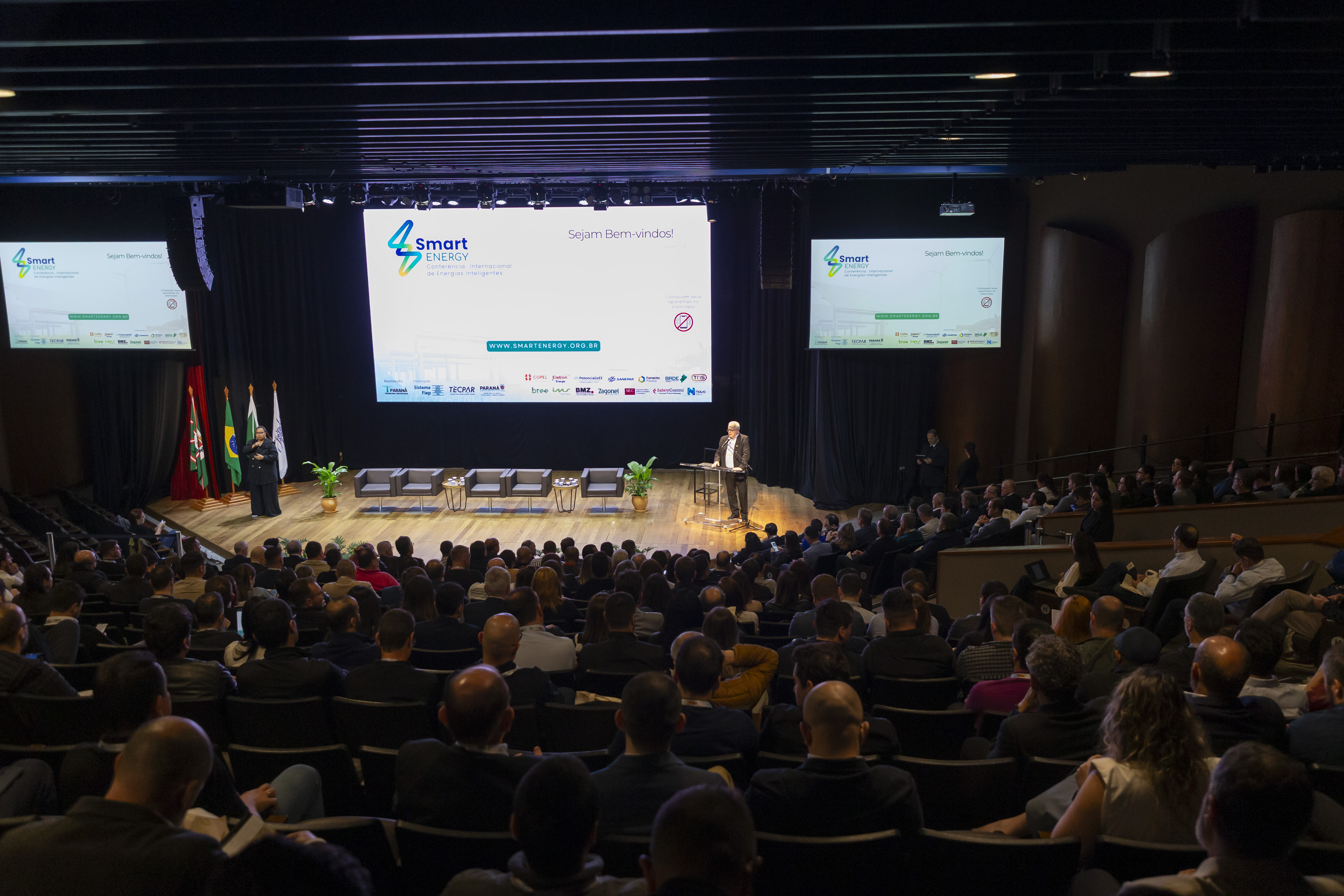 Paraná recebe conferência sobre desafios do setor energético e cenários do mercado