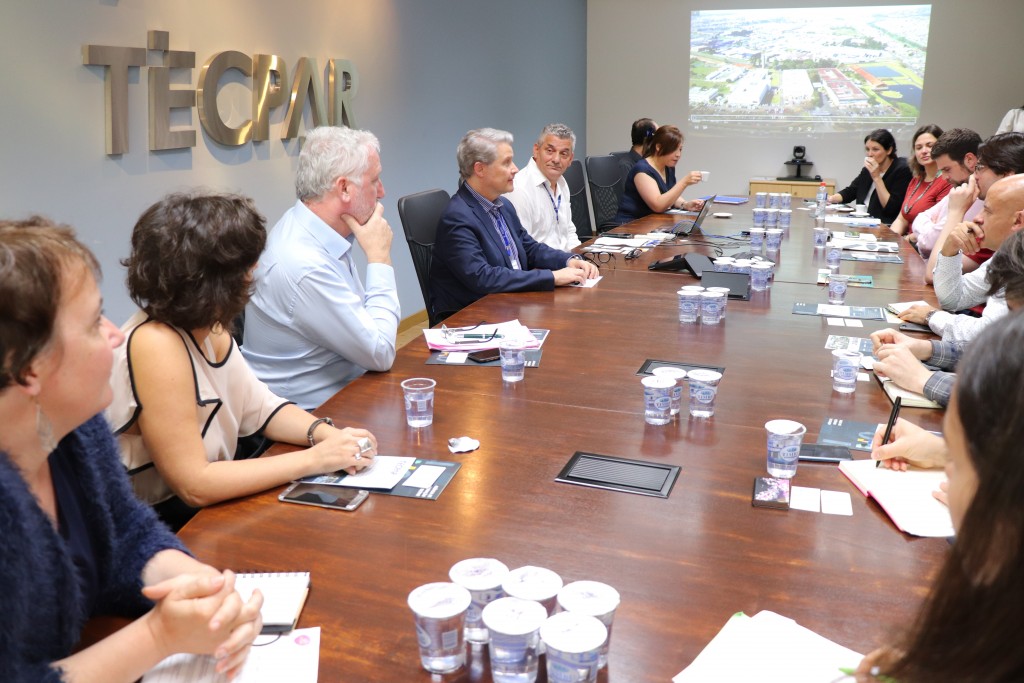 A delegação europeia está no Paraná para conhecer o ecossistema de inovação do estado e avaliar futuros investimentos e o ambiente regulatório para negócios.