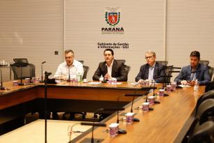 Foto de reunião com o Governador