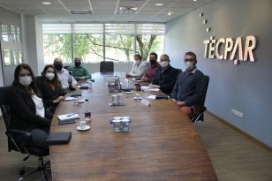 Técnicos de laboratório público de Minas Gerais visitam o Tecpar