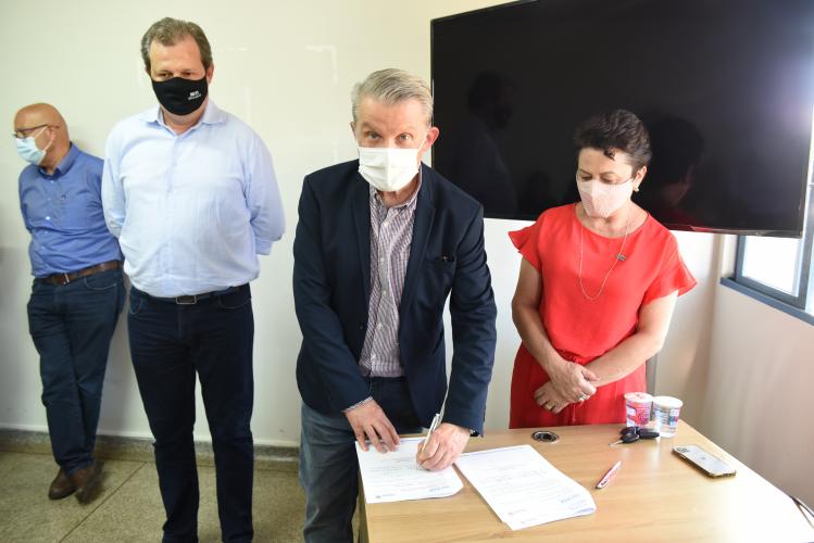 Tecpar e UENP vão fortalecer pesquisa e o desenvolvimento