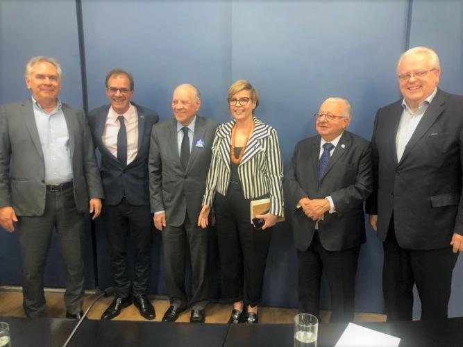 Comitiva do Tecpar realiza visita institucional em  Brasília