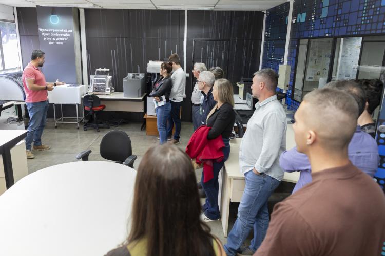 Tecpar recebe primeiro grupo de participantes do circuito Inovatour