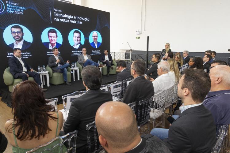 Tecpar, Detran e Secretaria de Inovação assinam pacto para criação de passaporte veicular no Paraná