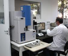 Laboratório de Ensaios Químicos e Metais 