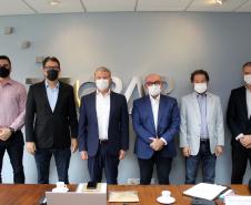 Referência em produção de vacinas, Tecpar apresenta projetos ao Ministério da Saúde