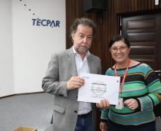 Diretoria Executiva entrega certificado de agradecimento aos voluntários da Brigada de Emergência