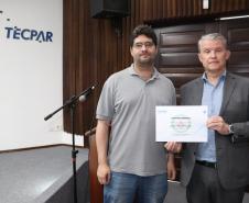 Diretoria Executiva entrega certificado de agradecimento aos voluntários da Brigada de Emergência