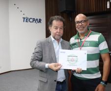 Diretoria Executiva entrega certificado de agradecimento aos voluntários da Brigada de Emergência