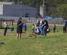 Empresas do Parque Tecnológico da Saúde plantam árvores em alusão ao Dia da Árvore