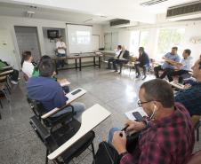 Tecpar sedia, no câmpus Araucária, reunião do AvançAraucária