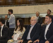 Tecpar recebe homenagem da Assembleia Legislativa pela contribuição na elaboração da Lei Pétala 