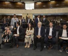 Tecpar recebe homenagem da Assembleia Legislativa pela contribuição na elaboração da Lei Pétala 