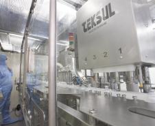 Tecpar moderniza laboratório de vacina antirrábica para ampliar capacidade de produção