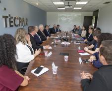 Tecpar recebe delegação de farmacêutica chinesa