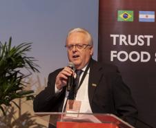 Paraná terá banco de antígenos e vacinas contra febre aftosa para atender todo o País