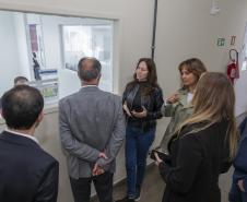 Tecpar recebe comitiva francesa para tratar sobre pesquisas em madeira engenheirada 