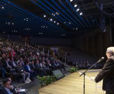 Paraná recebe conferência sobre desafios do setor energético e cenários do mercado
