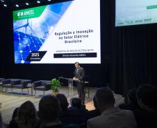Paraná recebe conferência sobre desafios do setor energético e cenários do mercado