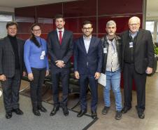 Tecpar e Adapar vão qualificar produtores hidropônicos com recurso de TAC assinado com MPPR