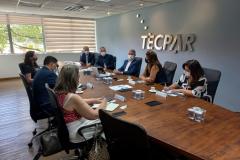 Secretária de Educação de Curitiba conhece soluções desenvolvidas pelo Tecpar 