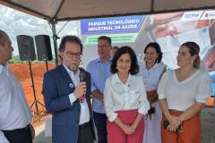 Ministra da Saúde visita a obra de instalação do novo campus do Tecpar em Maringá 