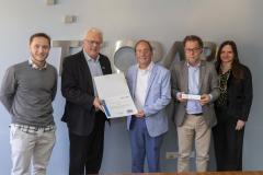  Tecpar concede Selo de Inovação para empresa de saúde bucal