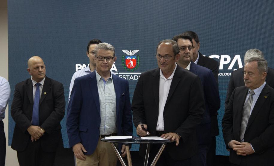 Tecpar vai ampliar pesquisa sobre energias renováveis no Paraná