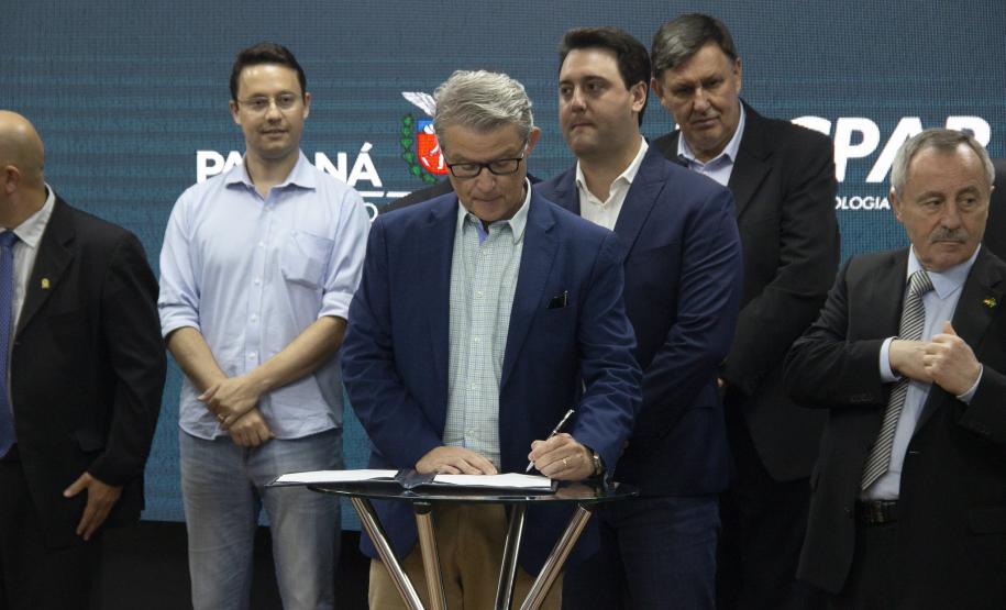 Tecpar vai ampliar pesquisa sobre energias renováveis no Paraná