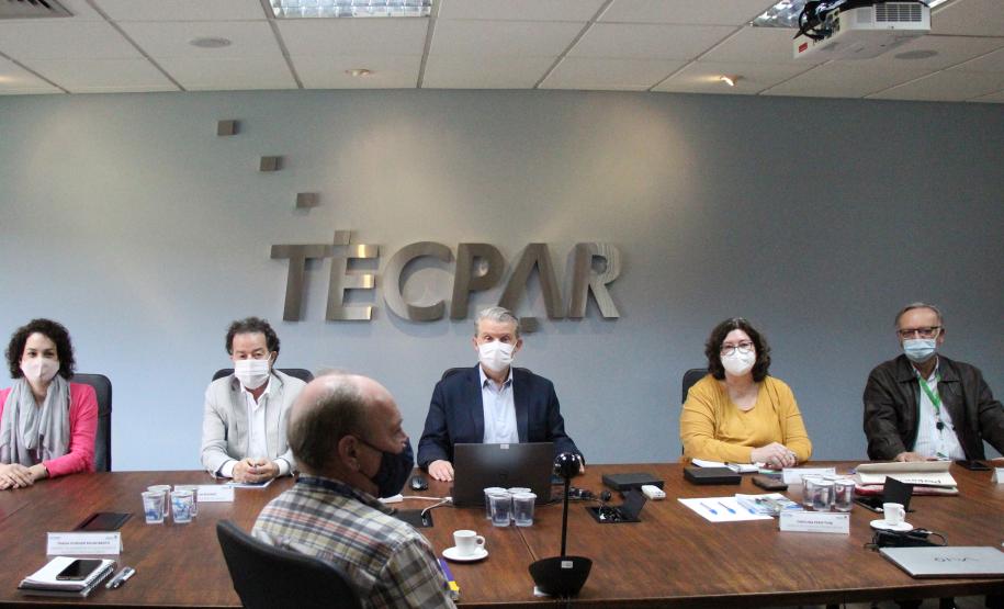 Tecpar e Fiocruz avaliam projeto na área de biotecnologia e saúde humana