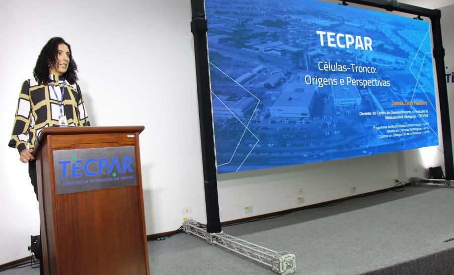 Gerente do Centro de Desenvolvimento e Produção de Medicamentos Biológicos do Tecpar, Jaiesa Zych Nadolny.