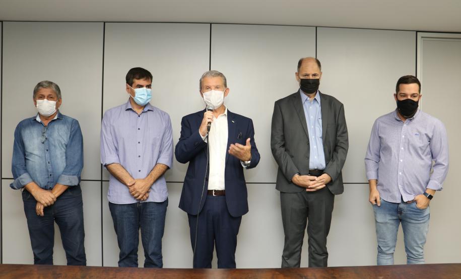 Tecpar e prefeitura de Londrina assinam acordo para buscar soluções inovadoras para a cidade