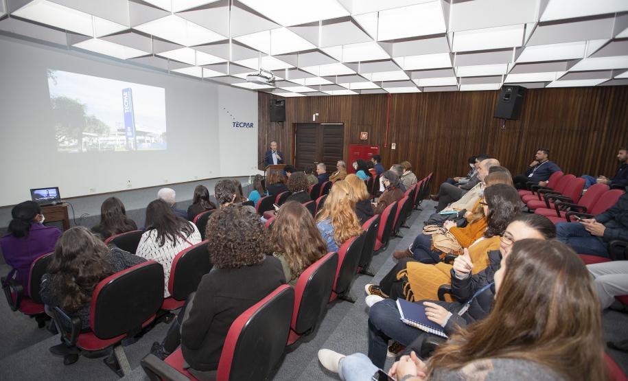 Tecpar recebe participantes do “Roadmap Biotecnologia 2031” em visita técnica pelo Parque Tecnológico da Saúde