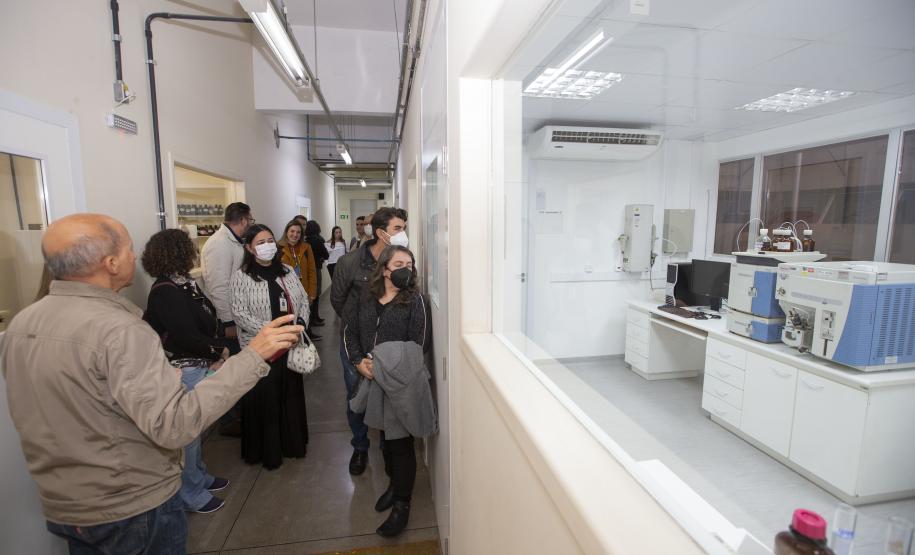 Tecpar recebe participantes do “Roadmap Biotecnologia 2031” em visita técnica pelo Parque Tecnológico da Saúde