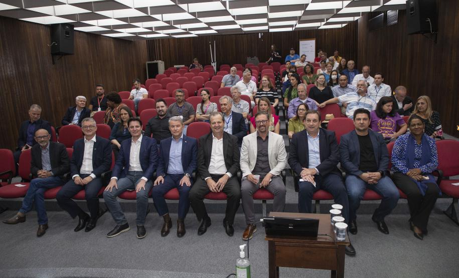 Revista científica do Tecpar comemora 75 anos com edição especial