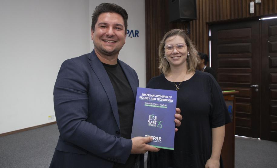 Revista científica do Tecpar comemora 75 anos com edição especial