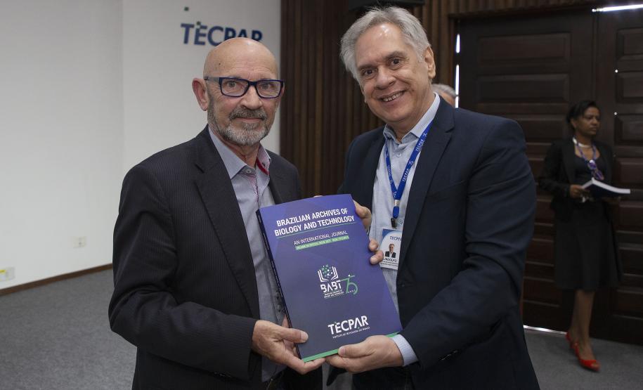 Revista científica do Tecpar comemora 75 anos com edição especial