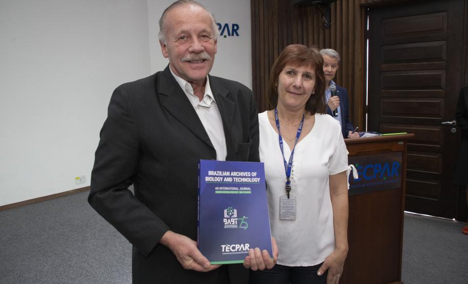 Revista científica do Tecpar comemora 75 anos com edição especial