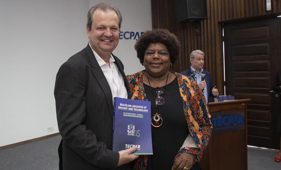 Revista científica do Tecpar comemora 75 anos com edição especial