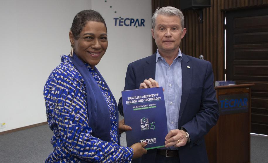 Revista científica do Tecpar comemora 75 anos com edição especial