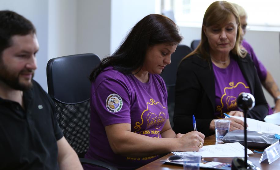 Tecpar firma acordos na área da saúde com a Santa Casa de Curitiba e novas incubadas