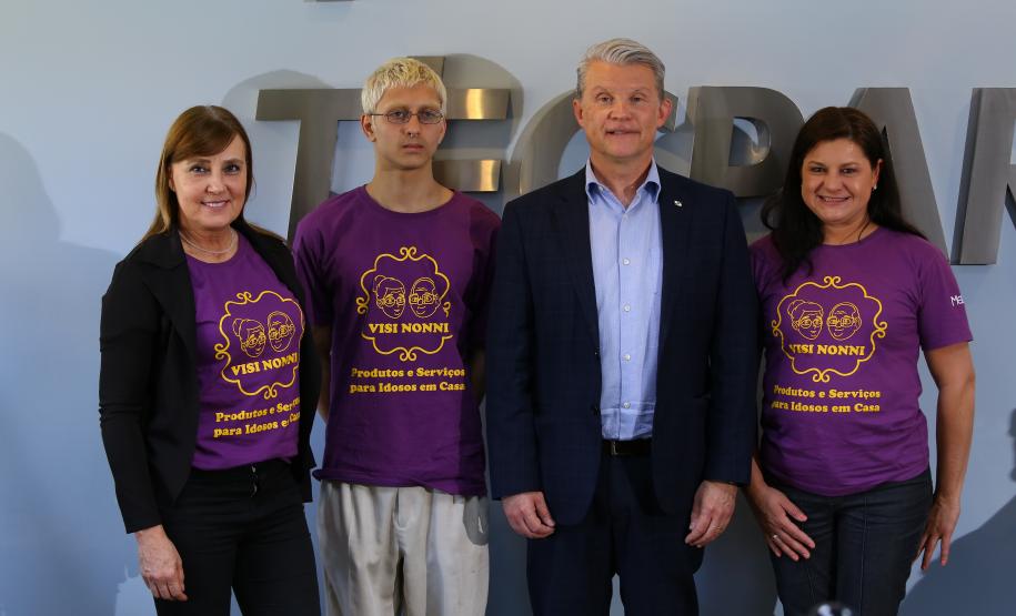 Tecpar firma acordos na área da saúde com a Santa Casa de Curitiba e novas incubadas