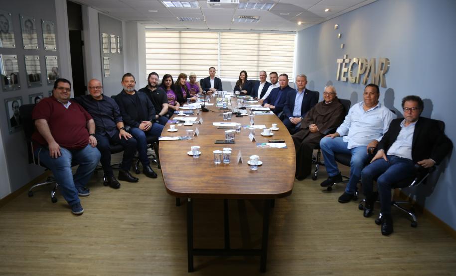 Tecpar firma acordos na área da saúde com a Santa Casa de Curitiba e novas incubadas