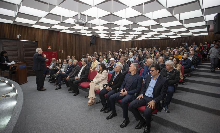 Evento para colaboradores celebra 83 anos do Tecpar